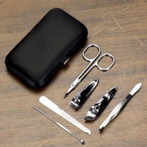 Kit de manicure 6 peças em estojo de couro sintético
